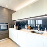 Ldn220148 03.jpg