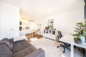 Tizzard Grove, Kidbrooke Village, London, SE3 9EQ